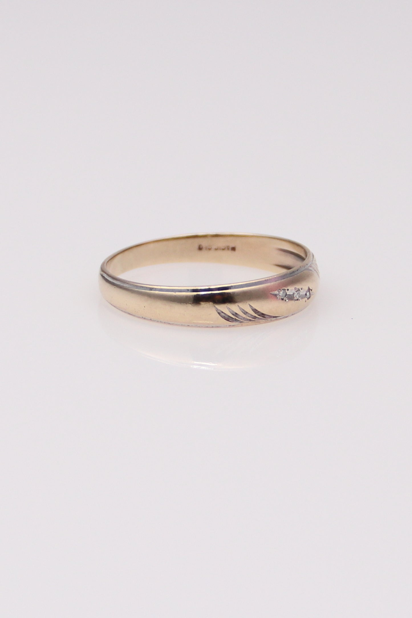 10K Two-Tone Diamond Band