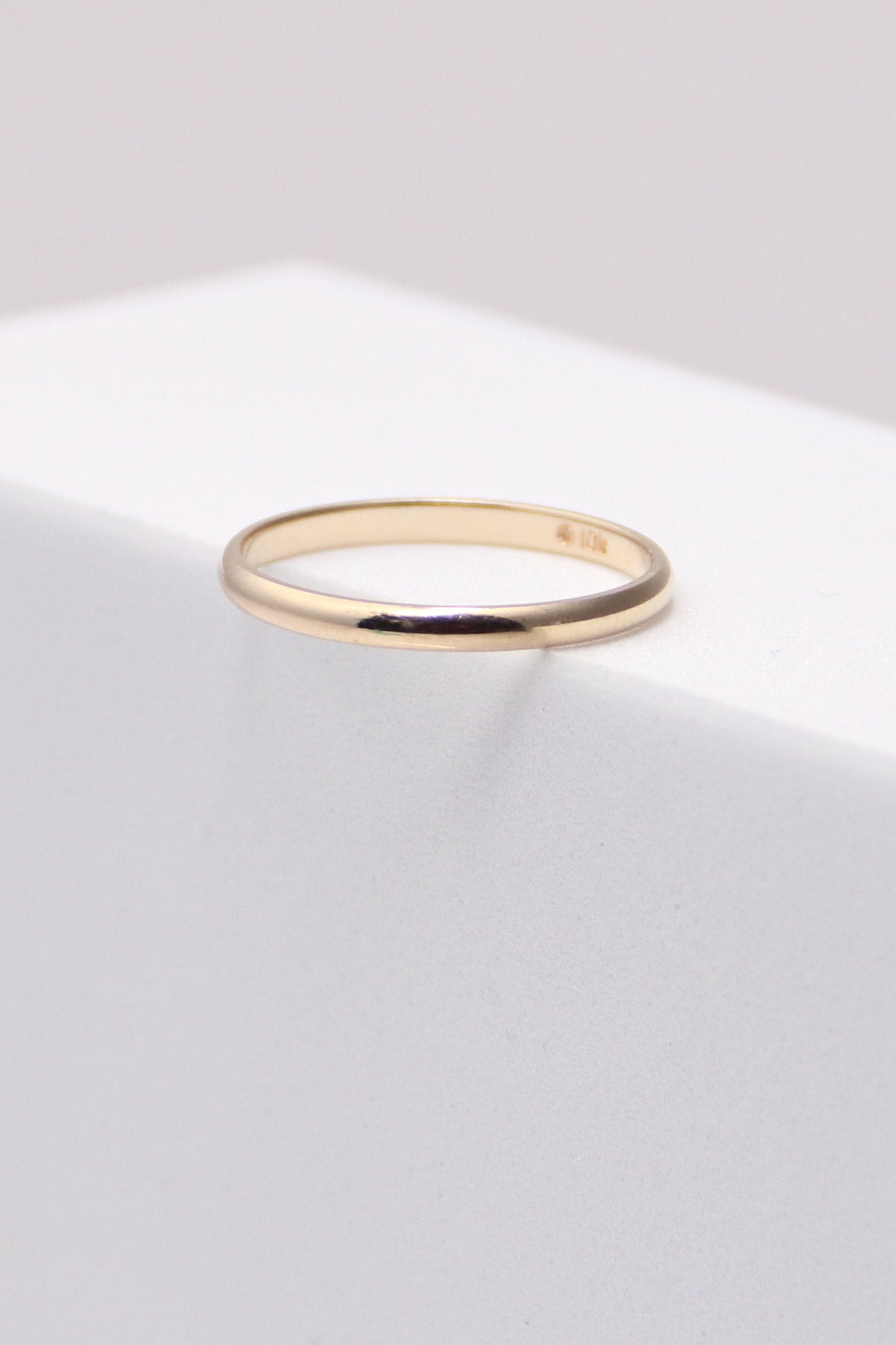 10K Yellow Gold Band