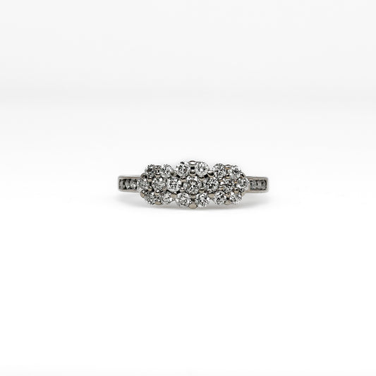 10K White Gold Flower Diamond Ring