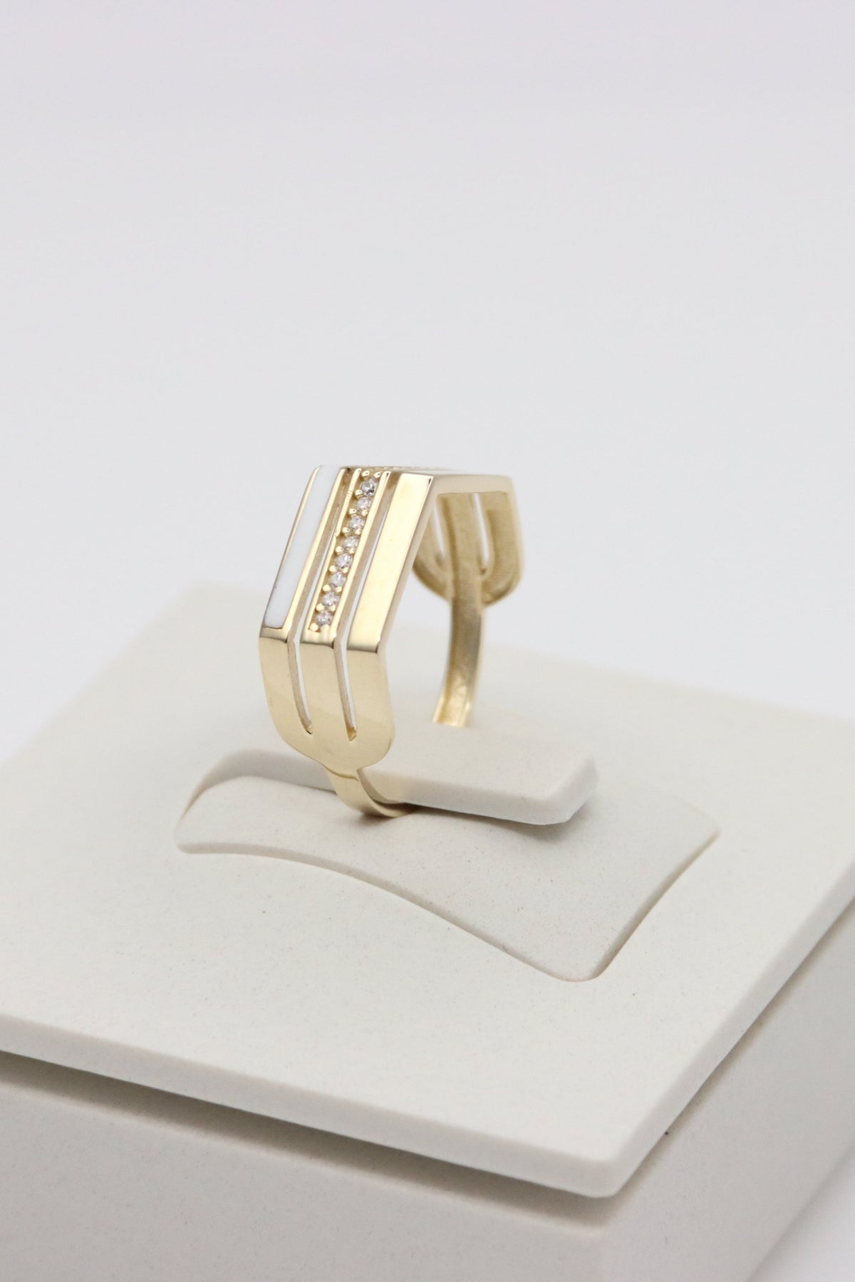 Triple Line Ring