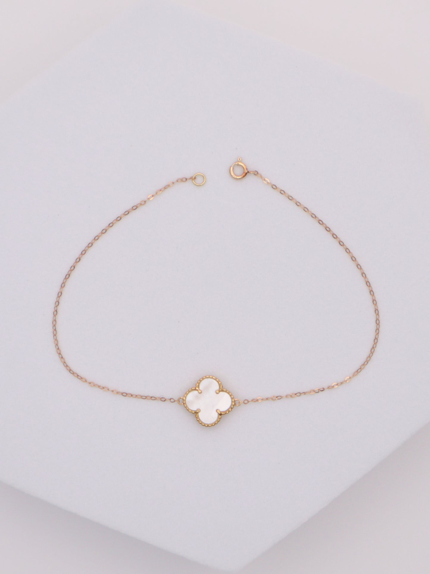 18k Gold White Clover Bracelet