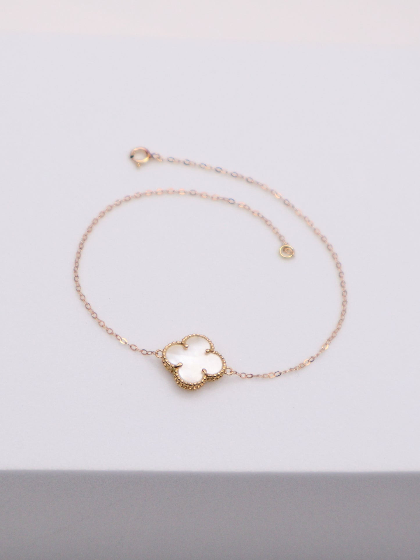 18k Gold White Clover Bracelet