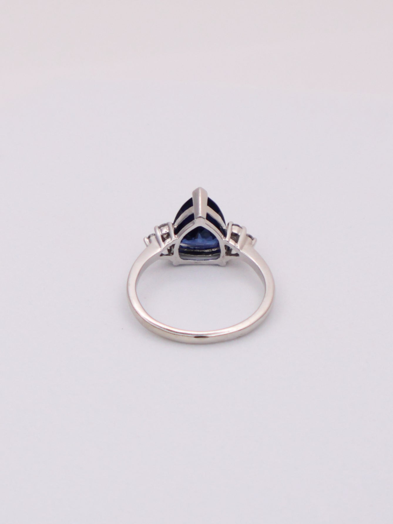 10k White Gold Sapphire & Diamond Ring