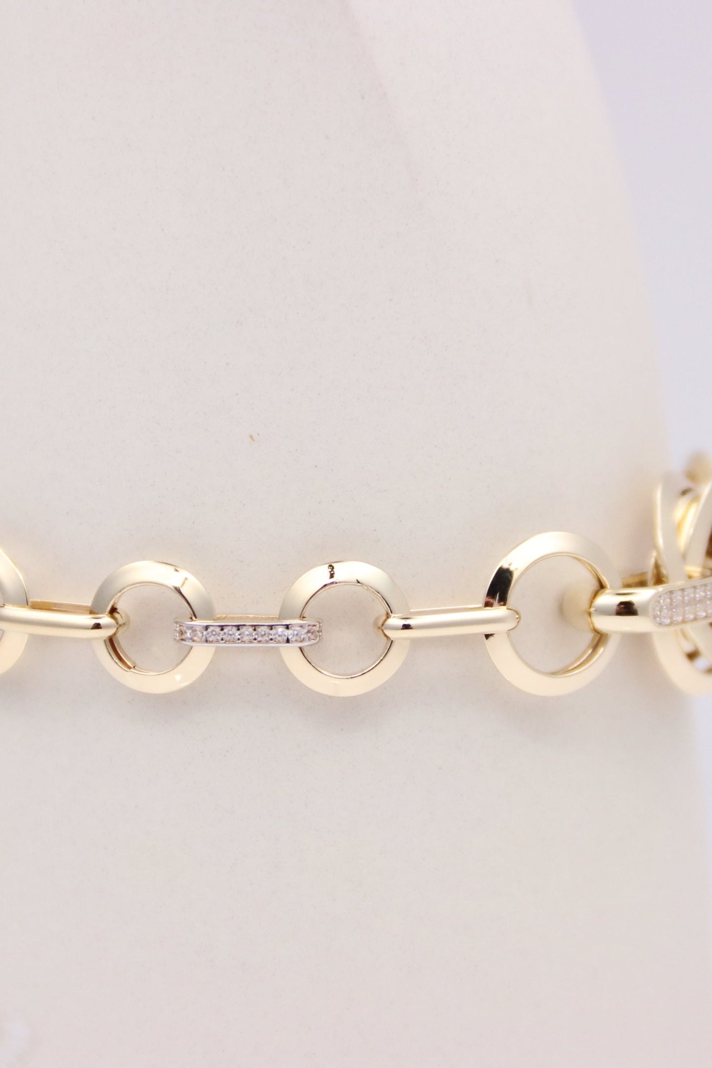 14k Gold Round and Oval Links Bracelet