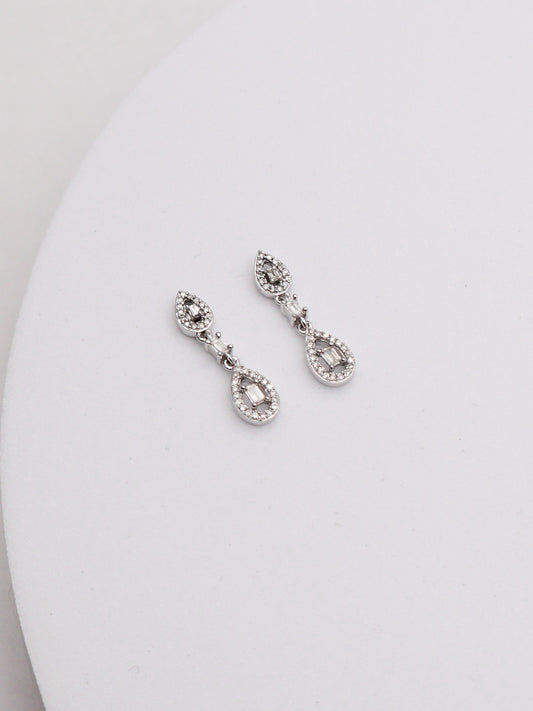 10k WG Pear Dangle Earrings