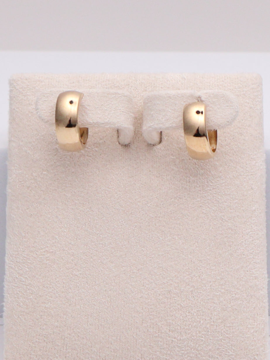14k Huggie Hoop Earrings
