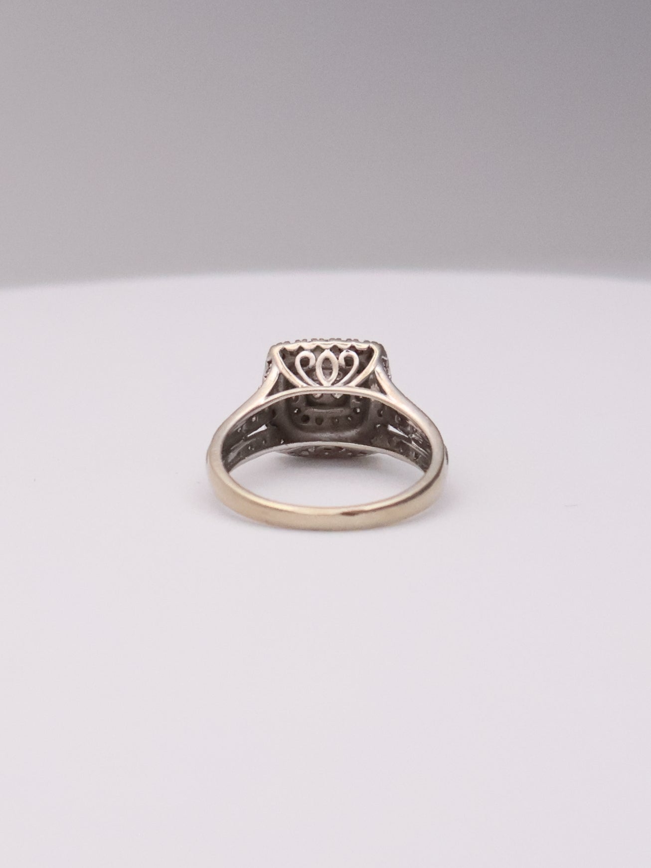 10k Diamond Cushion Ring