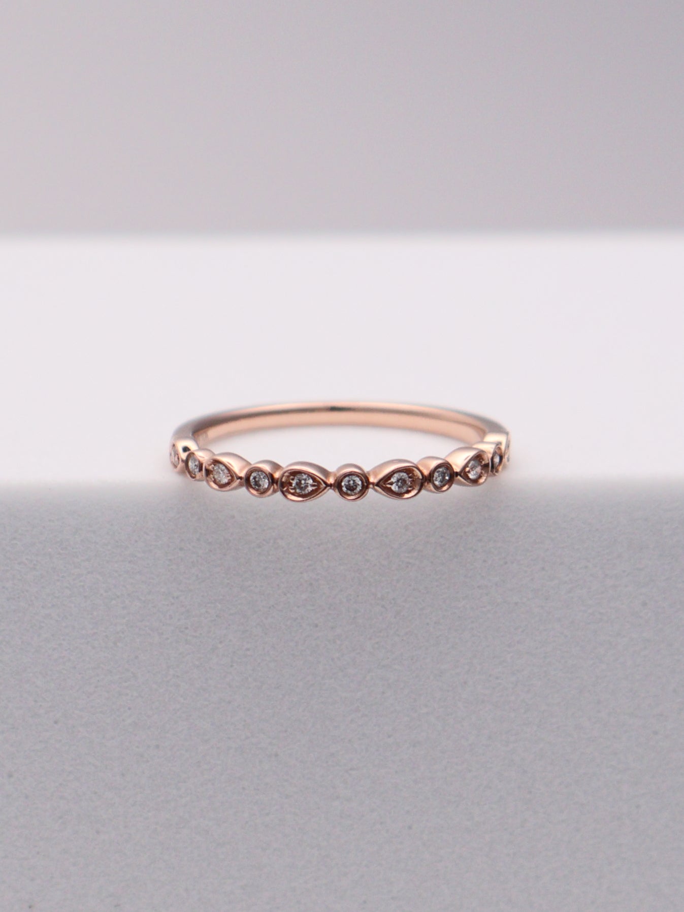 10k RG Diamond Band