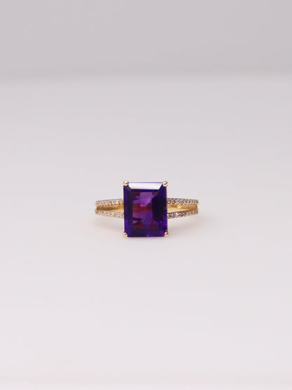 14K Yellow Gold Amethyst and Diamond Ring
