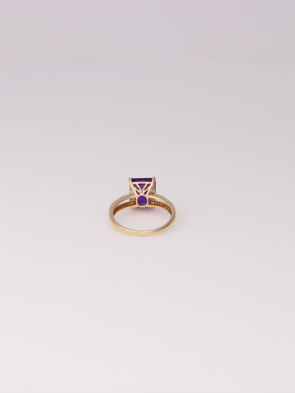 14K Yellow Gold Amethyst and Diamond Ring