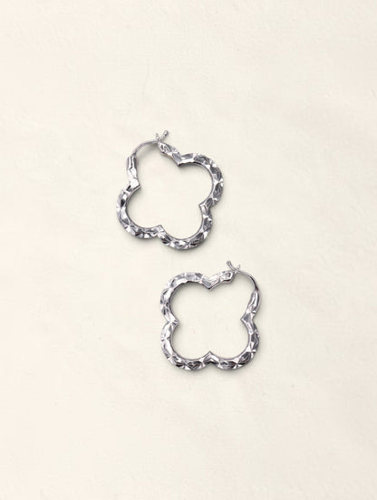 18K White Gold Clover Hoops