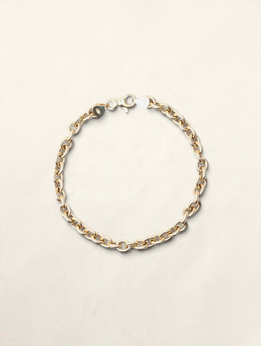 Zafrah 14K yellow gold rolo link bracelet with a lobster clasp, 7.5 inches long and 5.25mm wide.