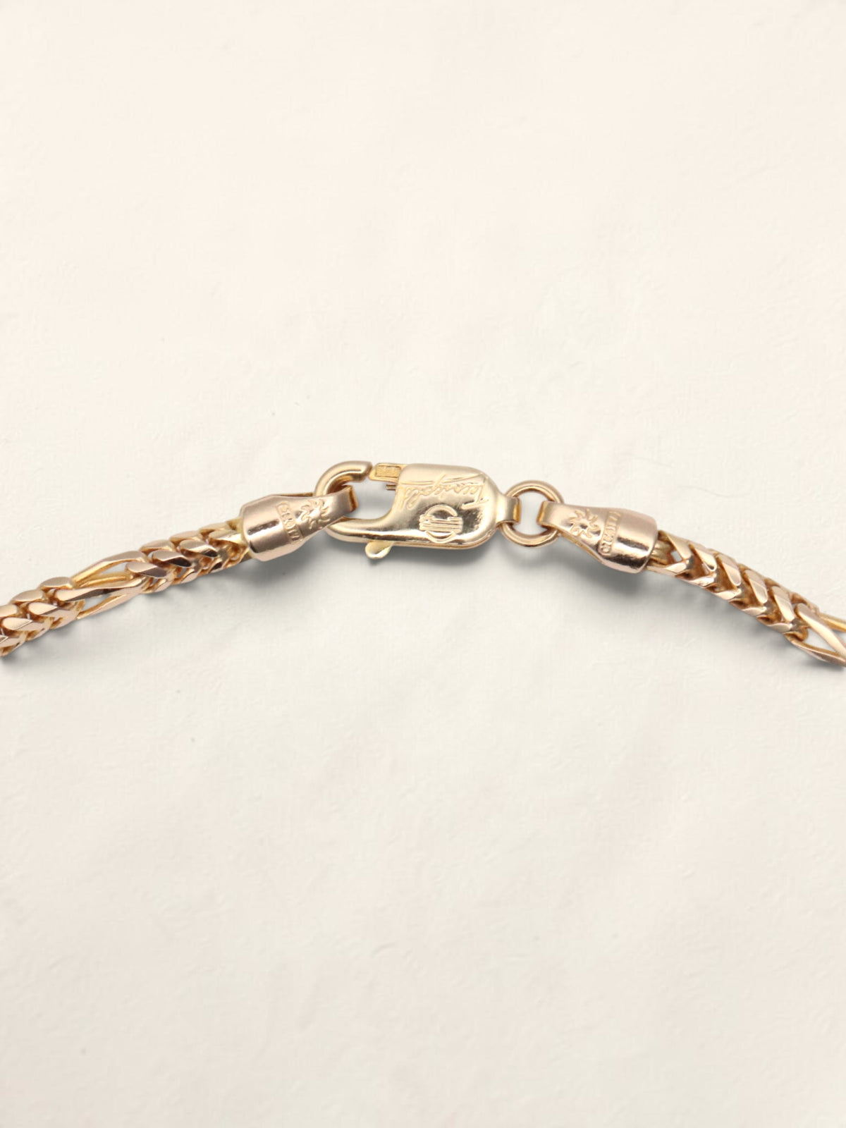 14K Yellow Gold Boxed Figaro Bracelet