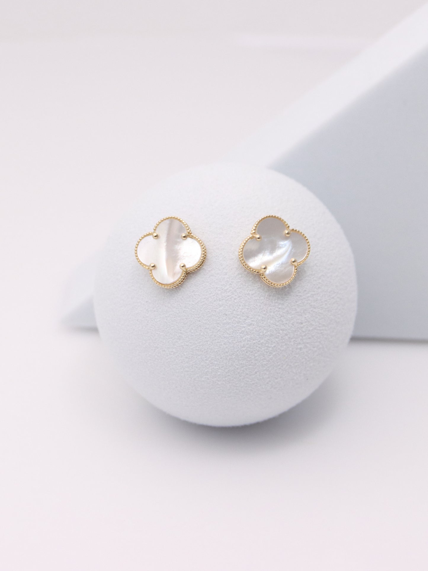 14K Yellow Gold Mother of Pearl Clover Earrings