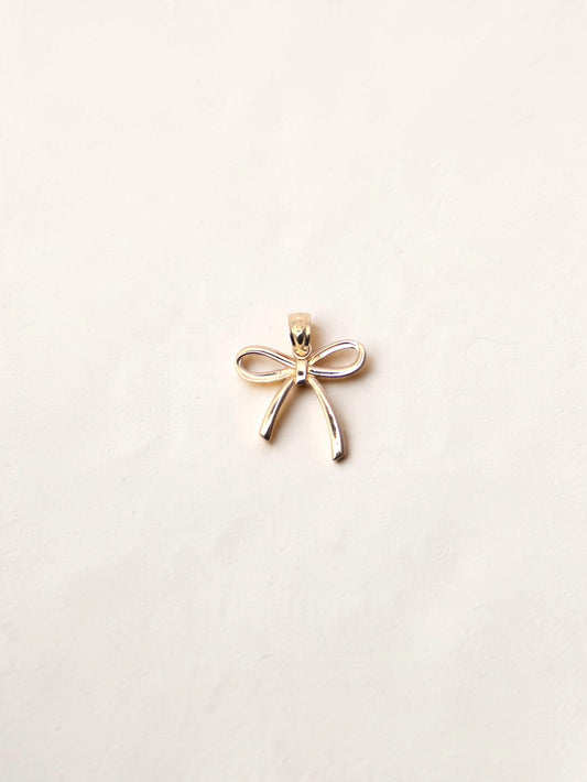 14K Yellow Gold Bow Pendant