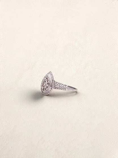 10K White Gold Pear Diamond Ring