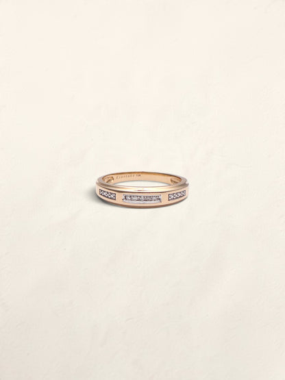 10k Diamond Chip Wedding Band