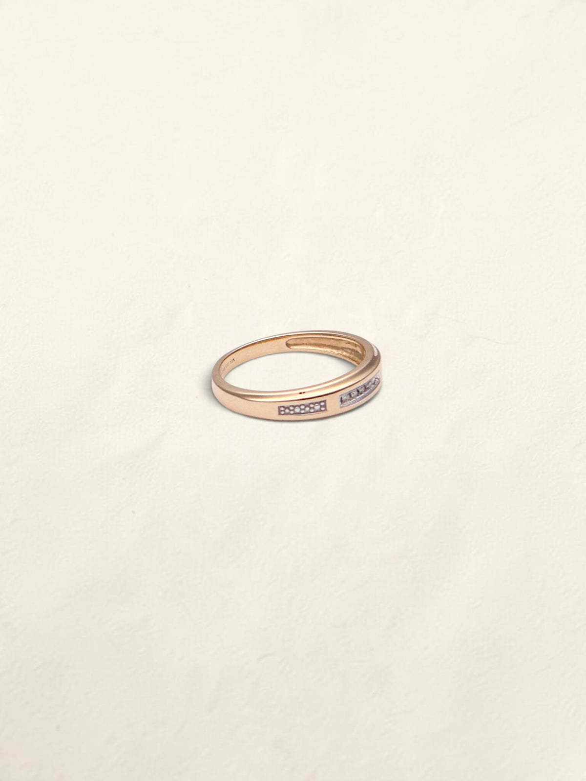 10k Diamond Chip Wedding Band