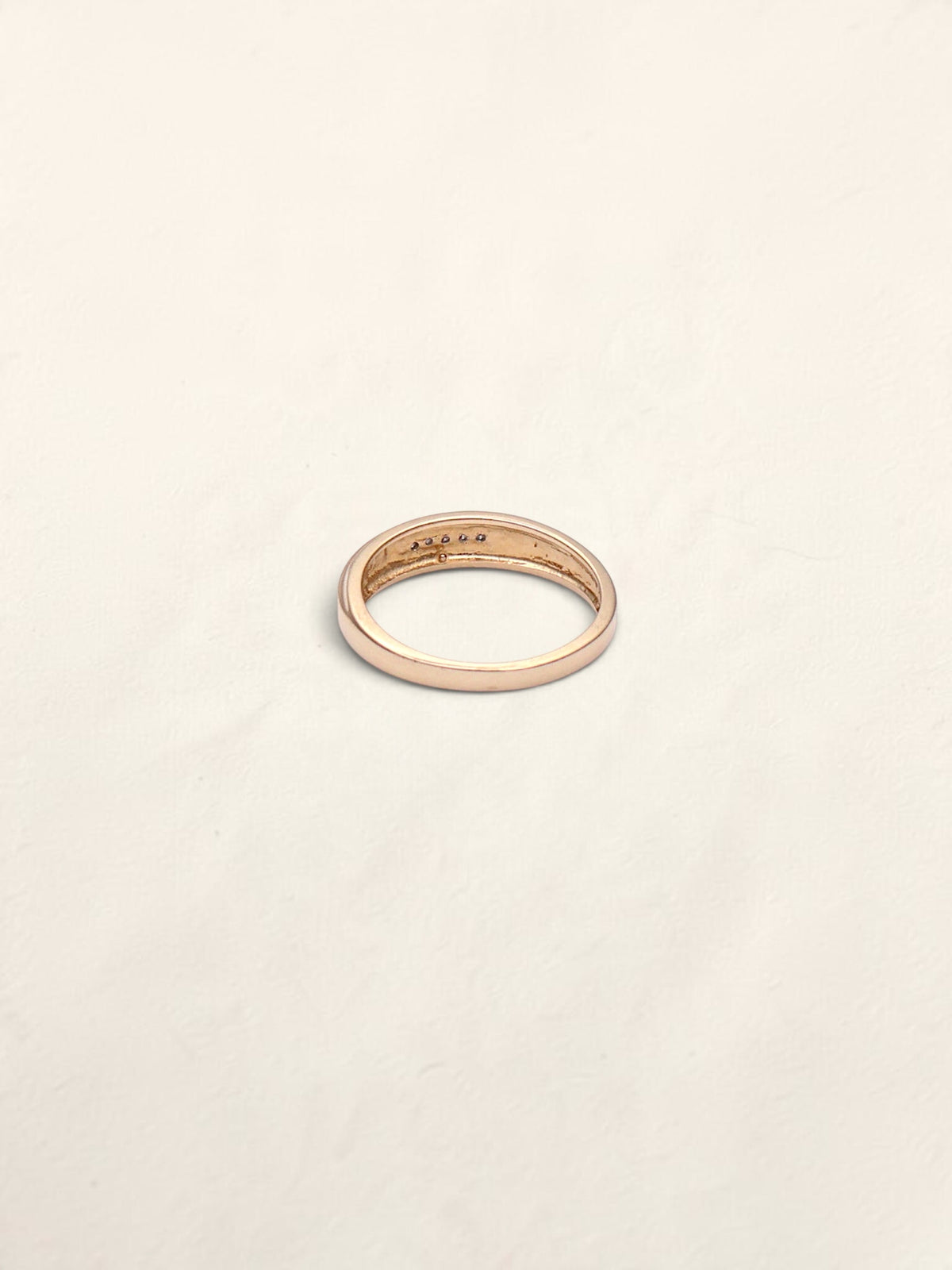 10k Diamond Chip Wedding Band