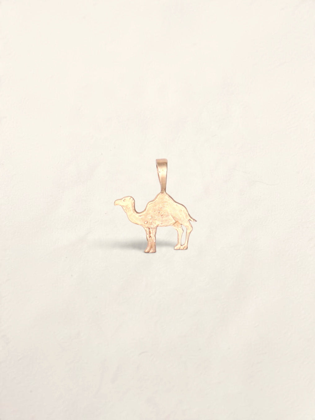 14k Camel Pendant