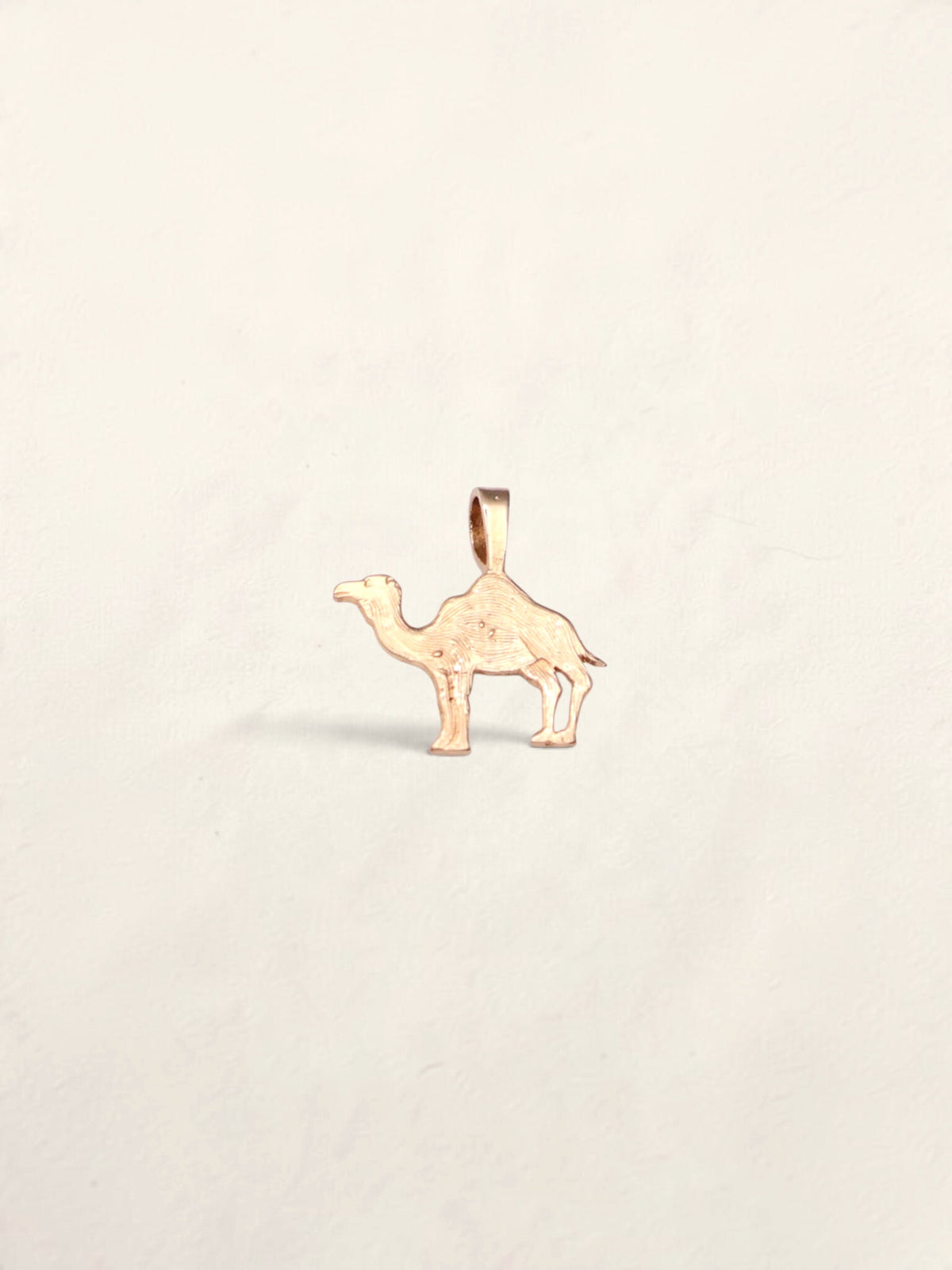 14k Camel Pendant