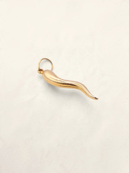 14K Yellow Gold Italian Horn Pendant