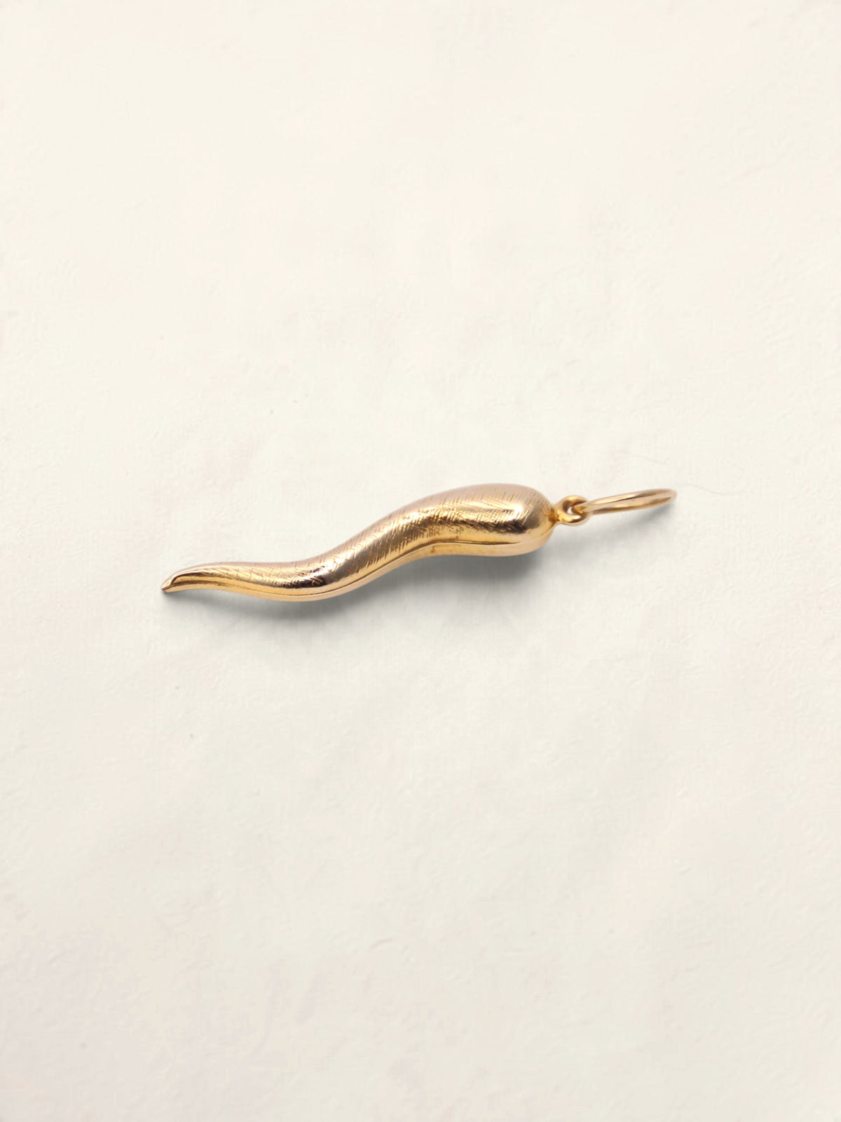 14K Yellow Gold Italian Horn Pendant