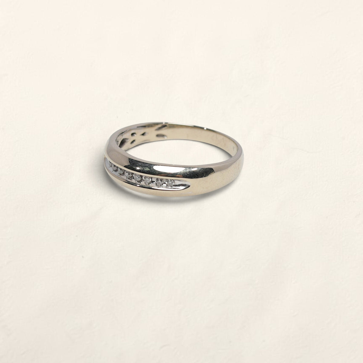 14K White Gold Band with 10 Diamonds