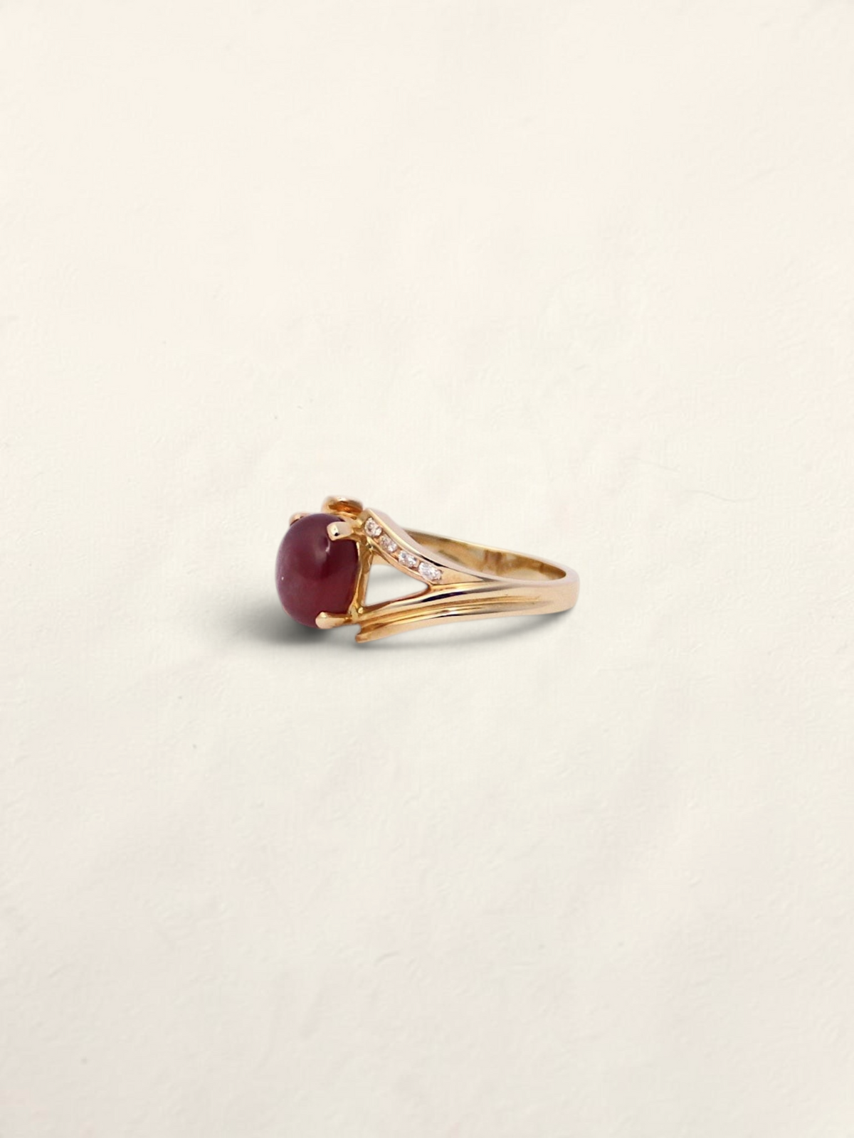 14K Yellow Gold Star Ruby and Diamond Ring