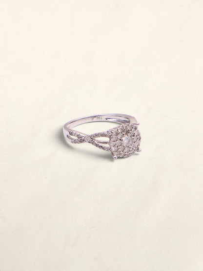 10k WG Round Diamond Cluster Ring