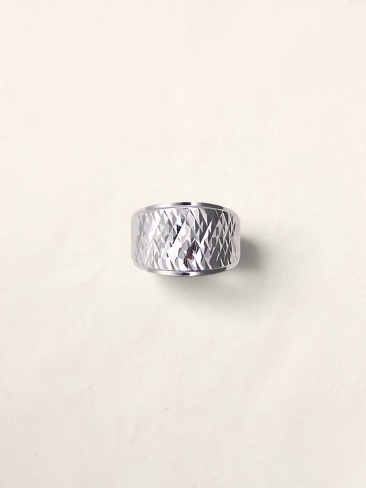14K White Gold Graduated Chevron Ring