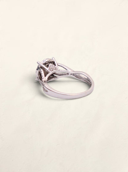 10k WG Round Diamond Cluster Ring