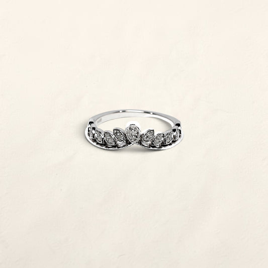 14k White Diamond Crown Ring