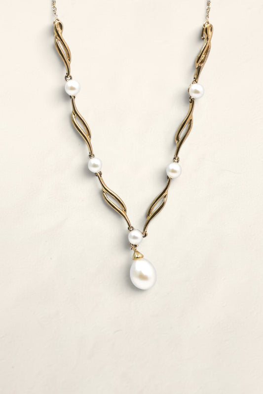 10K Yellow Gold Pearl Diamond Necklace