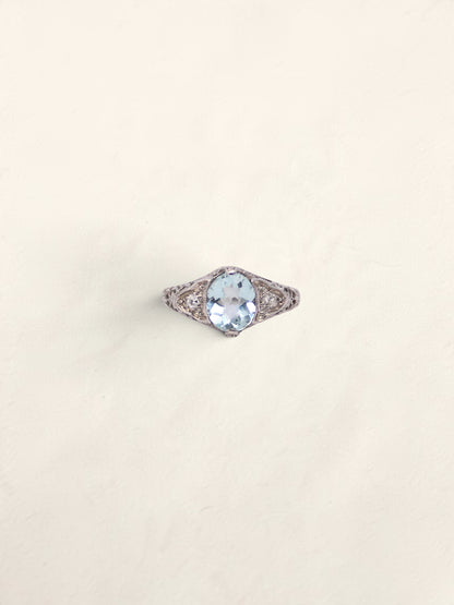 18K White Gold Vintage Aquamarine Diamond Ring