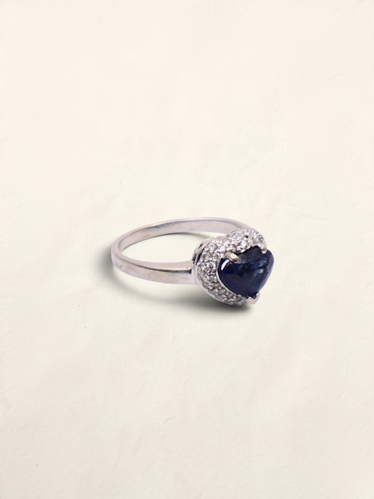 14k White Gold Sapphire Heart & Diamond Ring