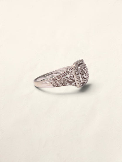 10k Diamond Cushion Ring