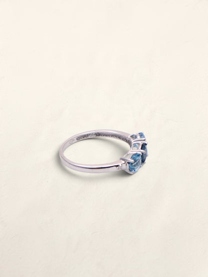 10k White Gold Blue Topaz Ring