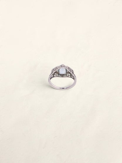 18K White Gold Vintage Aquamarine Diamond Ring