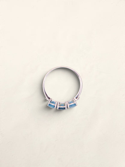 10k White Gold Blue Topaz Ring