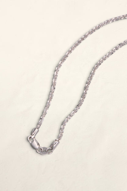 14K White Gold Twist Necklace