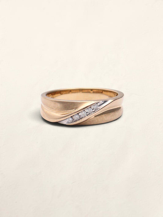 10k Diamond Wedding Band