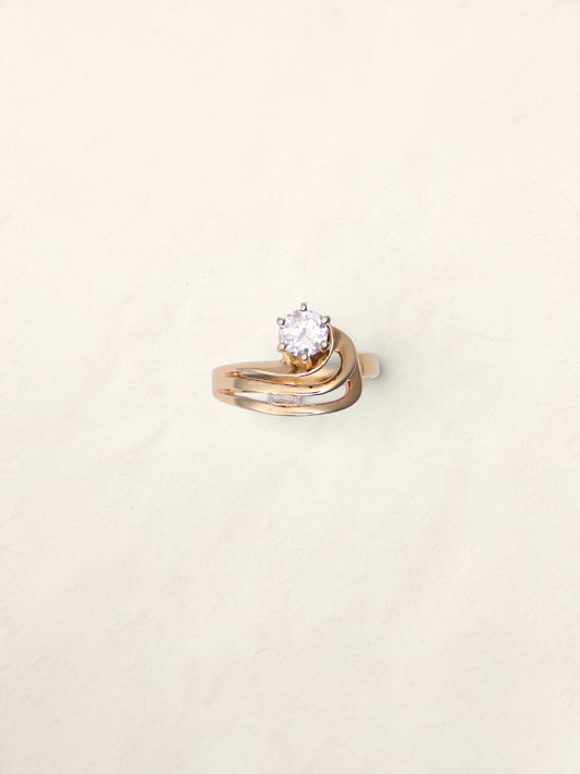 14K Gold Ring with Round and Emerald Diamonds