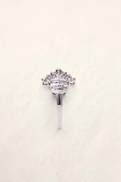 10k White Gold Diamond Cluster Ring