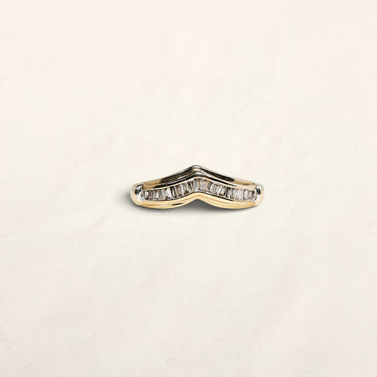 10K Yellow Gold Curved Emerald Diamond Band