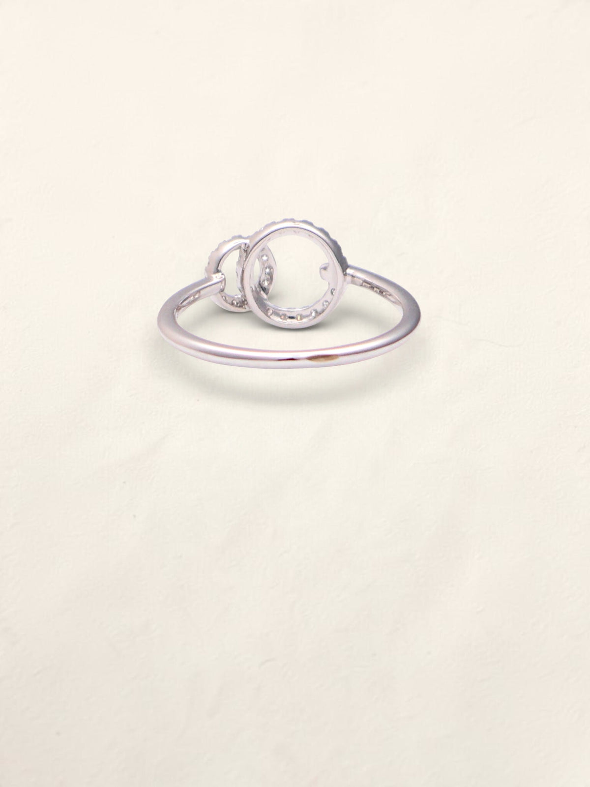14k WG Diamond Circle Ring