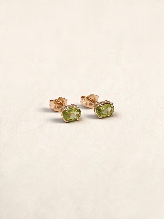14k Oval Peridot Studs