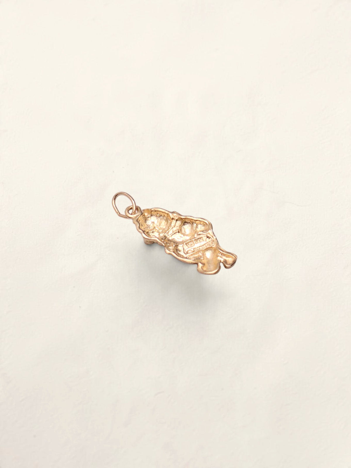14k Winnie the Pooh Disney Pendant