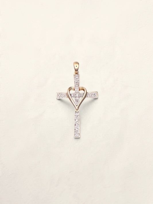 10k Diamond Heart Cross