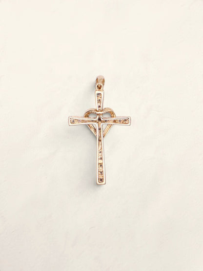 10k Diamond Heart Cross